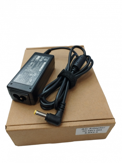 สายชาร์จ Adapter TOSHIBA 19V 1.58A 5.5*2.5